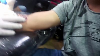 Fazendo a tatuagem mais Grande Da minha Vida attach na descri&ccedil;&atilde;o