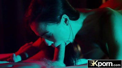 5KPORN puny stunner Anastasia loves penis