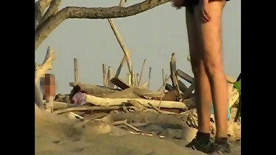 girlfriend sucks my penis on the public beach in front of many strangers - MissCreamy