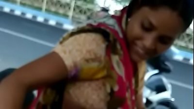 Nukkad wali randi bhabhi