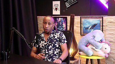 Ele tomou inje&ccedil;&atilde;o direto no pau e ficou twenty-two horas com o p&ecirc;nis duro - Negro Top Del&iacute;cia