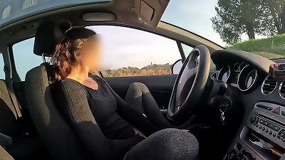 convince a stranger to rub my raw slit while taking a walk