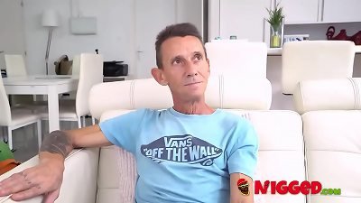 Nuru Obama deflowers an elder dude. He had never tasted ebony fuckbox before!