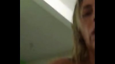 loira bucetuda cavalgando feito louca