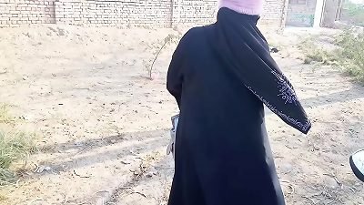 Pakistani randi damsel on road i penetrated rock-hard in public place