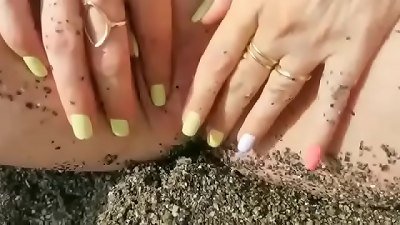 Rosafuxxxia and black cock, lubricant massage and moist vagina in the beach