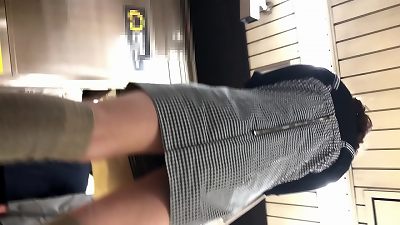 ãŠè‚¡ãŒã‚¨ãƒ­ã„ãŠå§‰ã•ã‚“