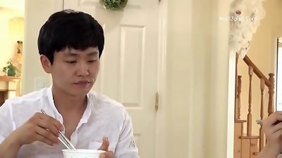 dit em gai eighteen tuoi phe loi