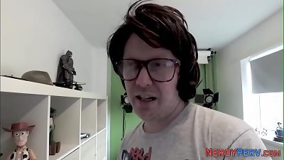 Leeds geek gets head